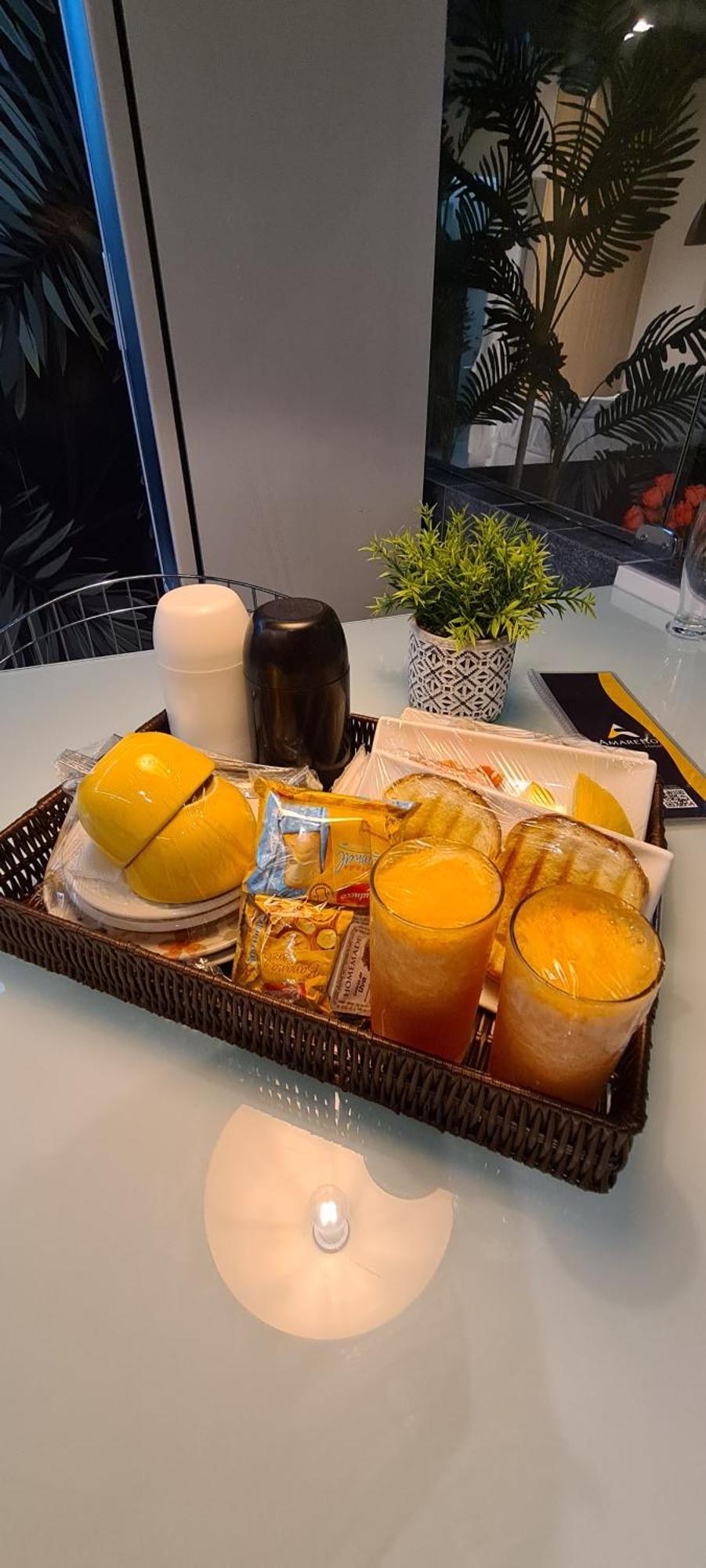 Amaretto Motel - Adults Only Arcoverde Ngoại thất bức ảnh